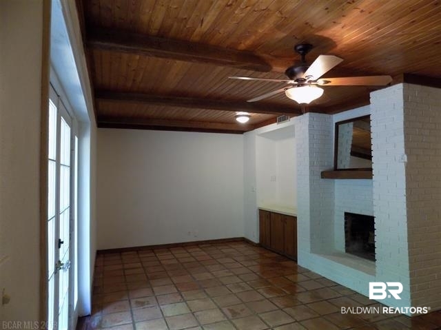 152 Lakeview Loop Daphne, AL 36526 - Photo 13 of 17