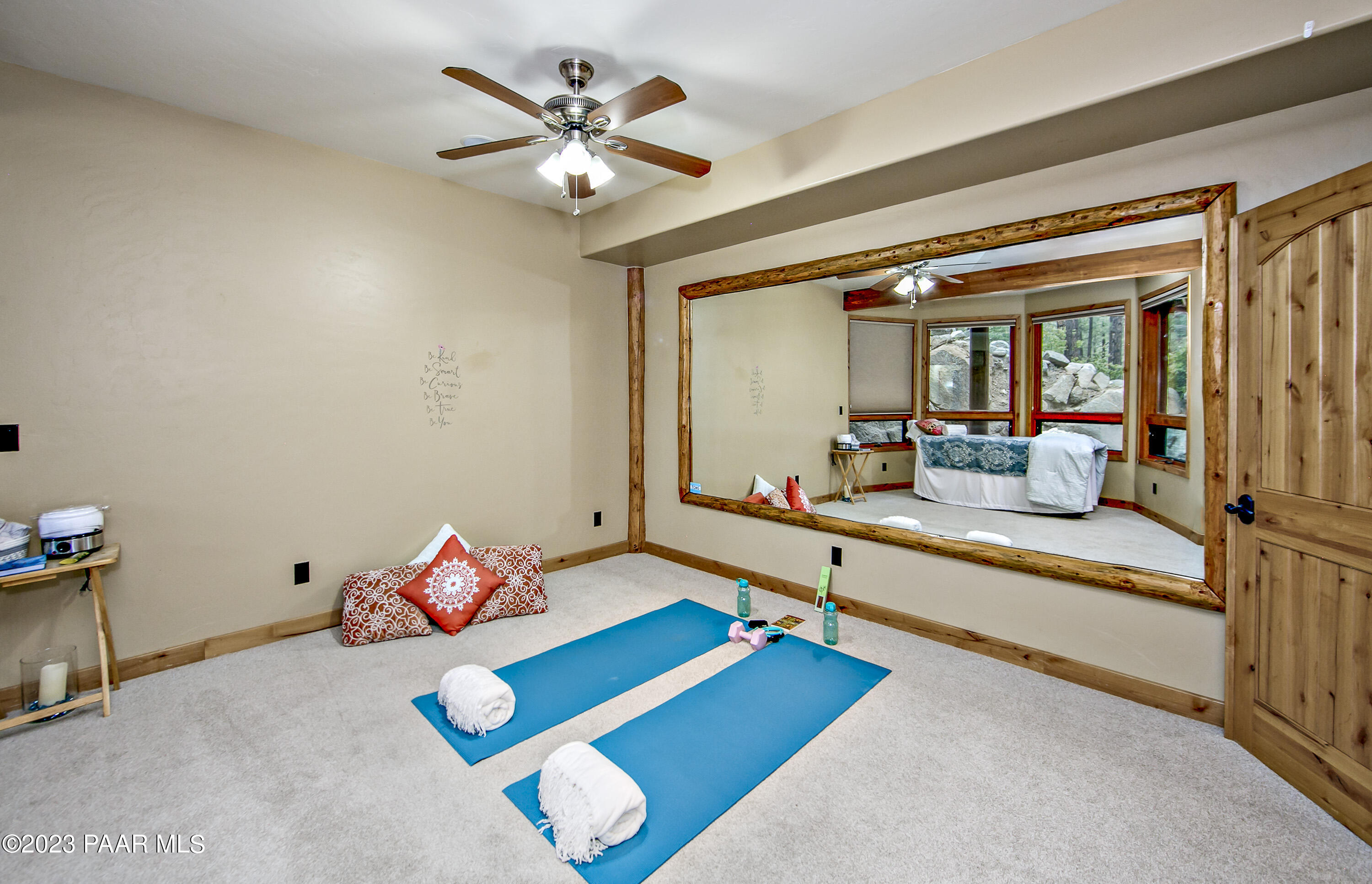 5140 East Charcoal Kiln Road Prescott, AZ 86303 - Photo 35 of 77 a very nice looking room with a large window