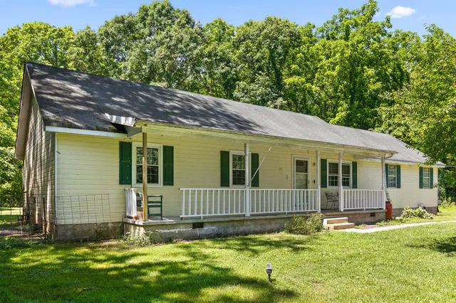 $199,000 | 201 Buck Drive, Chickamauga, GA 30707