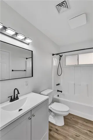 $295,000 | 206 Sandalwood Drive, Cranberry Township, PA 16066