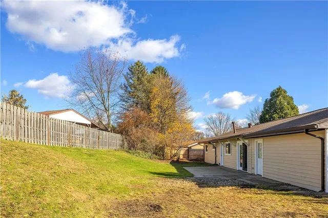 $295,000 | 206 Sandalwood Drive, Cranberry Township, PA 16066