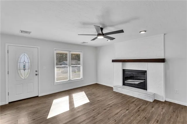 $295,000 | 206 Sandalwood Drive, Cranberry Township, PA 16066