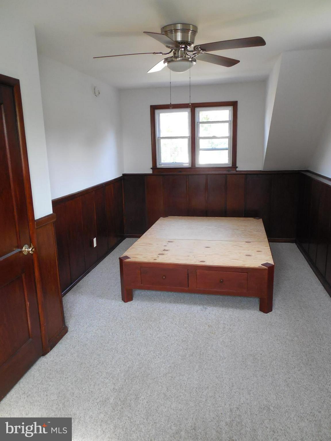 705 Londontown Road Edgewater, MD 21037 - Photo 14 of 22 upstairs bedroom 18 x 10 + -