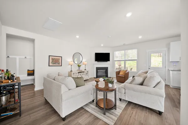 $2,750 | 1153 Ross Farms Boulevard, Clarksville, TN 37043