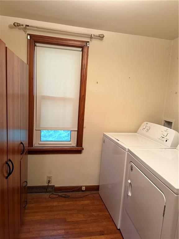 1422 Johnson Street New Castle, PA 16101 - Photo 11 of 15 a utility room with a window dryer and washer