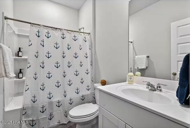 394 Ladyfish Loop Northwest Ash, NC 28420 - Photo 16 of 23 CB Bathroom 2