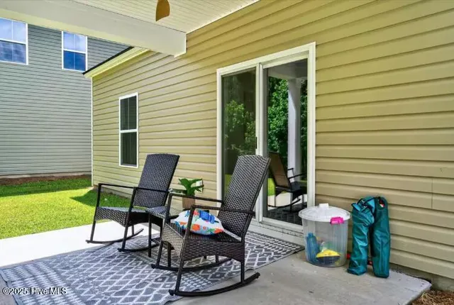 $2,300 | 394 Ladyfish Loop Northwest, Ash, NC 28420