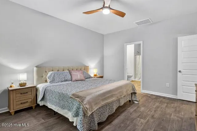 $2,300 | 394 Ladyfish Loop Northwest, Ash, NC 28420