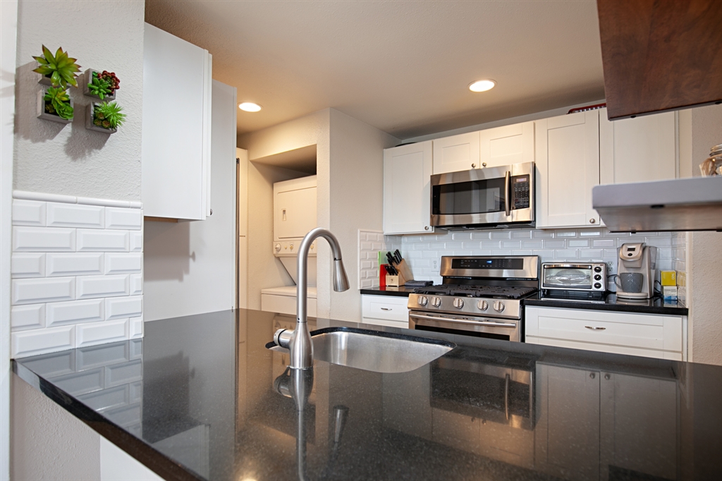 2958 Anawood Way Spring Valley, CA 91978 - Photo 6 of 23 Gallery Image 6