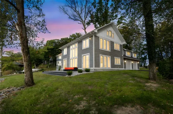 $1,250,000 | 673 Seneca Road, Irondequoit, NY 14622