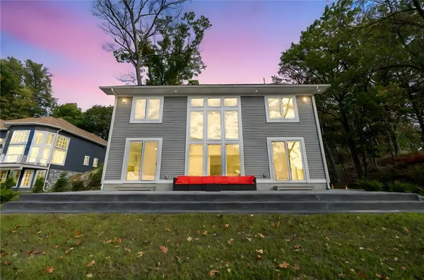 $1,250,000 | 673 Seneca Road, Irondequoit, NY 14622