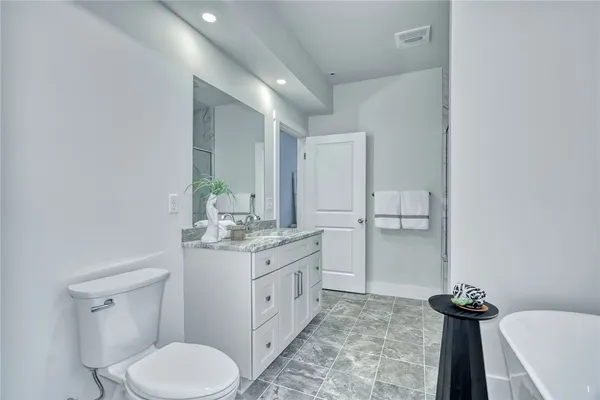 $1,250,000 | 673 Seneca Road, Irondequoit, NY 14622