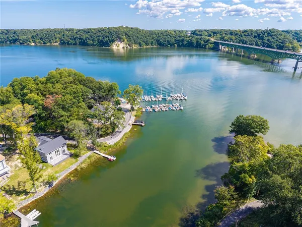 $1,250,000 | 673 Seneca Road, Irondequoit, NY 14622