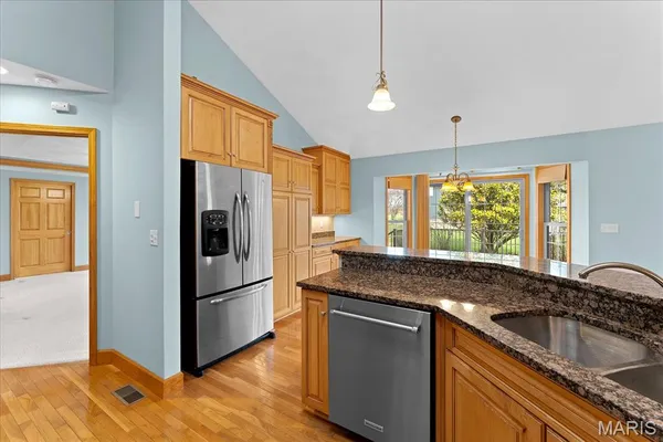 $525,000 | 620 Springhill Court, O'Fallon, IL 62269