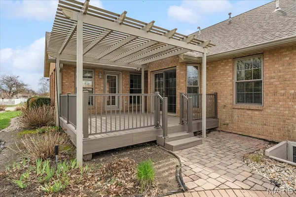 $525,000 | 620 Springhill Court, O'Fallon, IL 62269