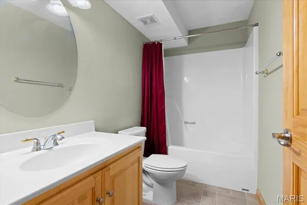 $525,000 | 620 Springhill Court, O'Fallon, IL 62269