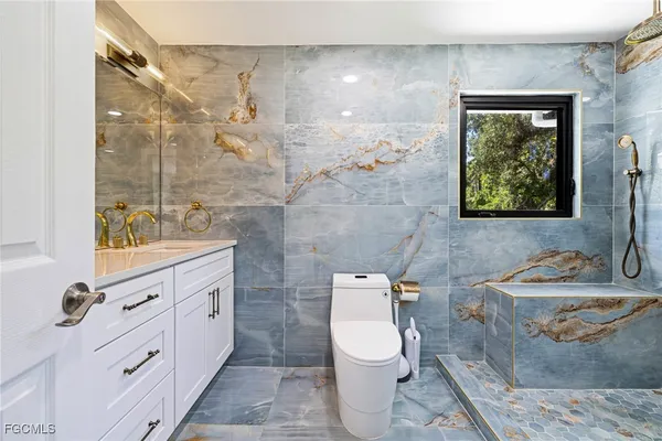 $1,600,000 | 19481-483 South River Road, Alva, FL 33920