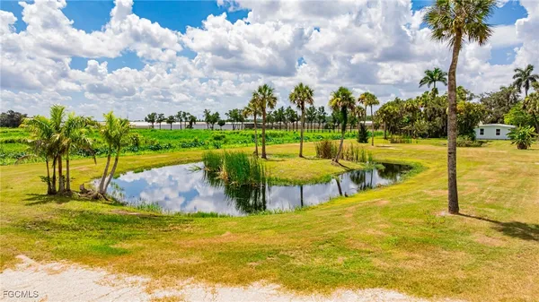 $1,600,000 | 19481-483 South River Road, Alva, FL 33920