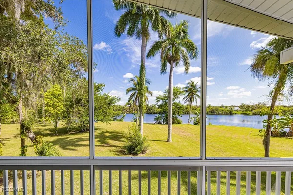 $1,600,000 | 19481-483 South River Road, Alva, FL 33920