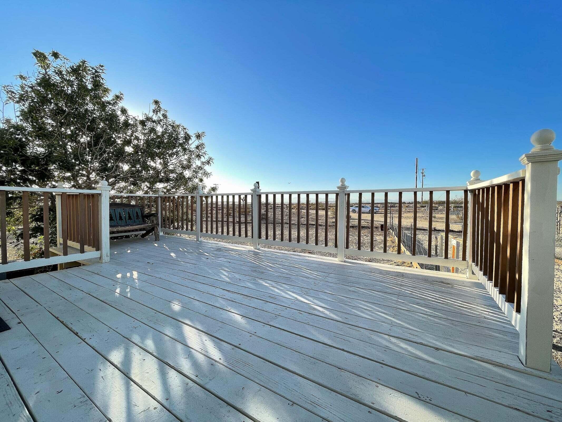 2285 Backus Road Mojave, CA 93501 - Photo 19 of 35 a view of a roof deck