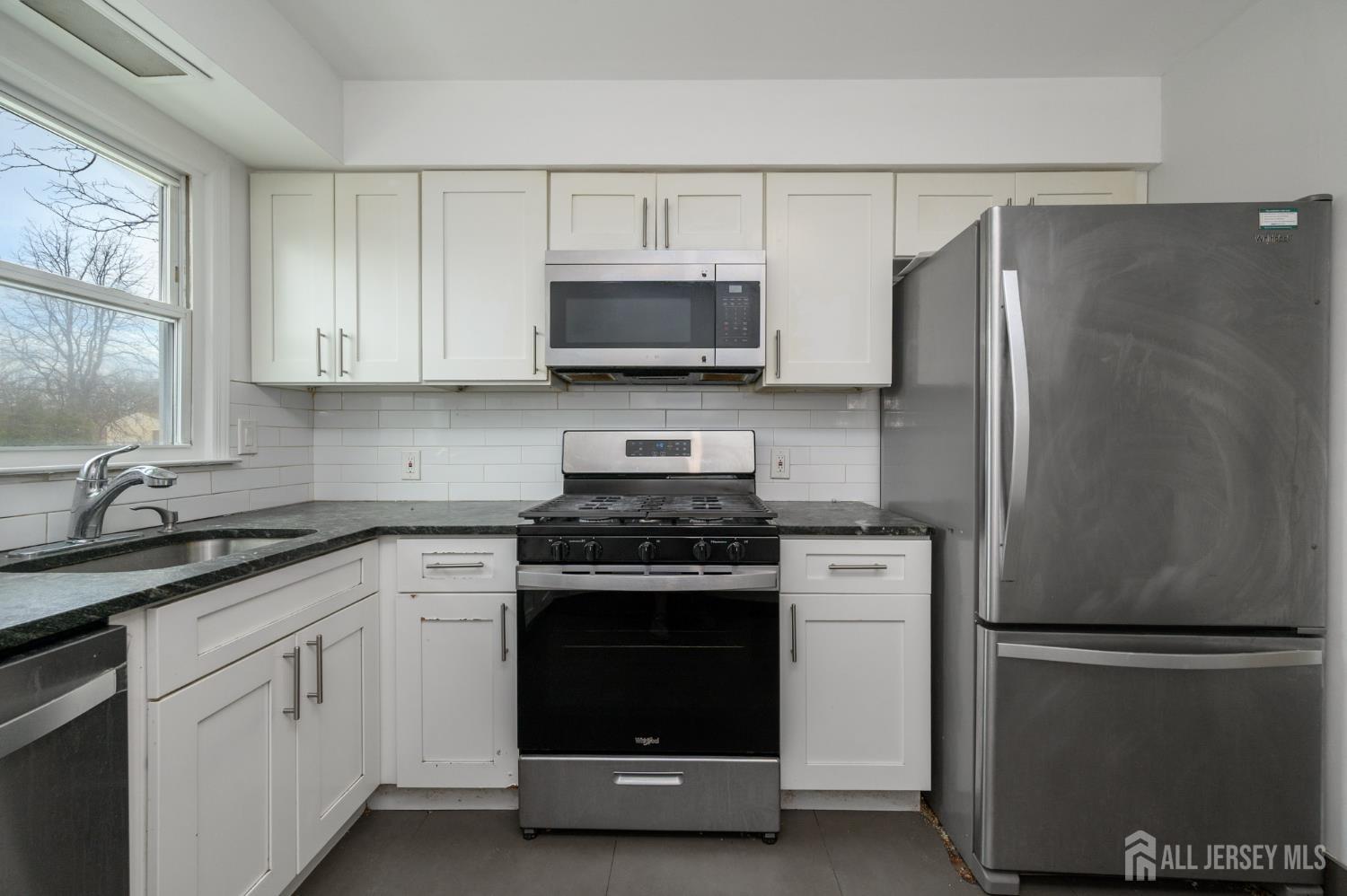 796 Inman Avenue, Unit 1 Colonia, NJ 07067 - Photo 15 of 29