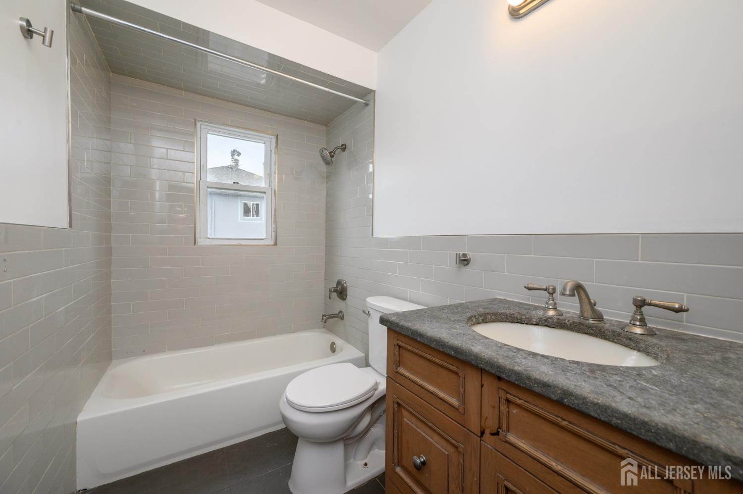 796 Inman Avenue, Unit 1 Colonia, NJ 07067 - Photo 17 of 29