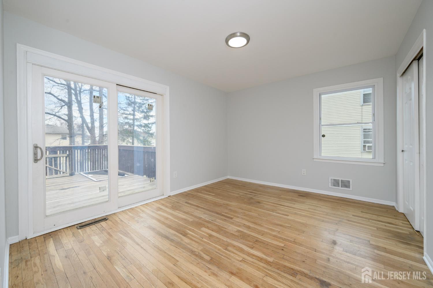 796 Inman Avenue, Unit 1 Colonia, NJ 07067 - Photo 23 of 29