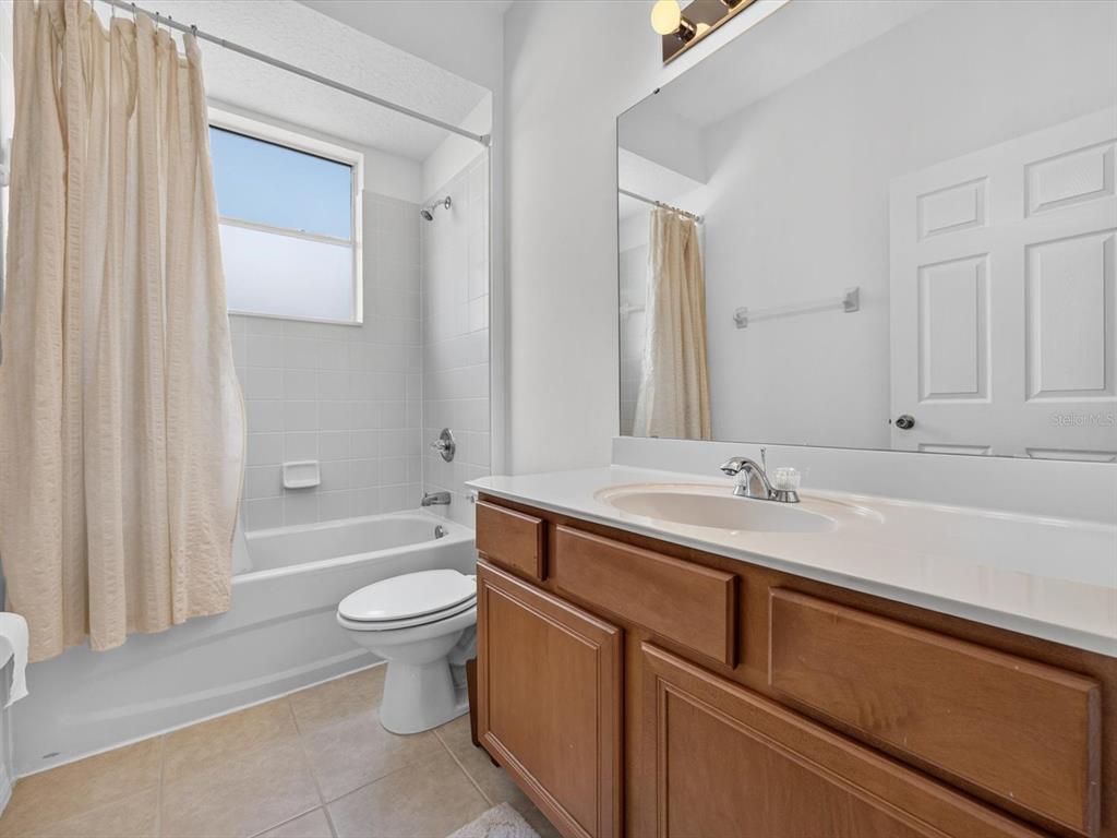 2275 Rambling Oaks Way Kissimmee, FL 34746 - Photo 33 of 51
