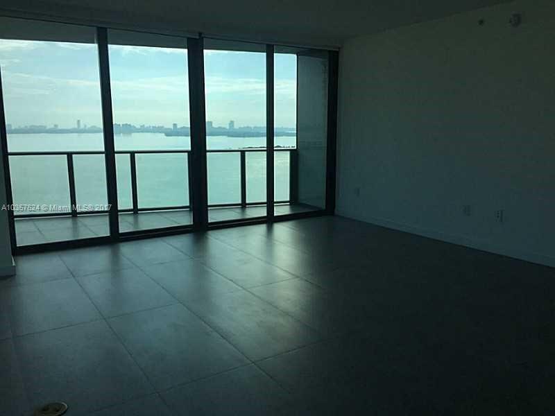 460 Northeast 28th Street, Unit 2001 Miami, FL 33137 - Photo 8 of 28 a view of an empty room with a window