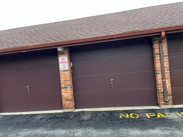 $196,000 | 14529 Walden Court, Unit M3, Oak Forest, IL 60452