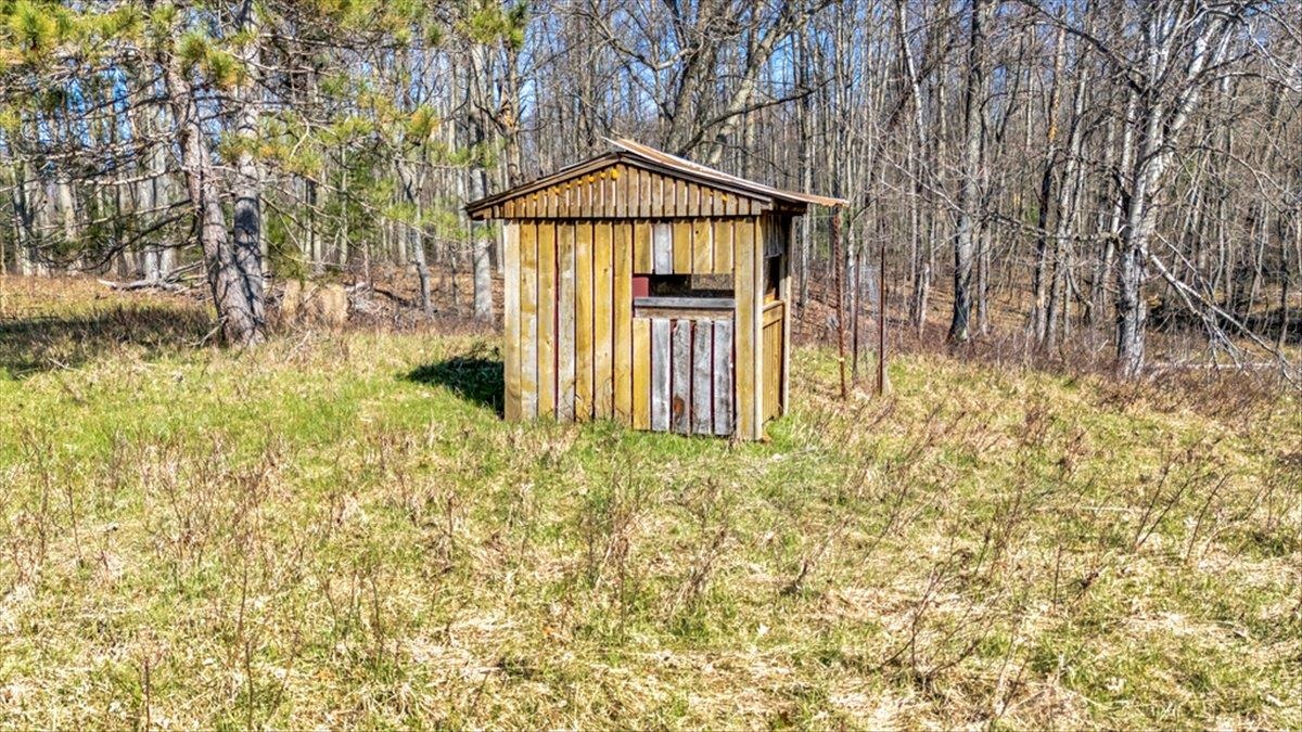 2564 National City Road Hale, MI 48739 - Photo 14 of 45