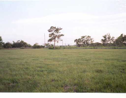 7401 Southwest Fox Brown Road Indiantown, FL 34956 - Photo 1 of 7 Primary Photo