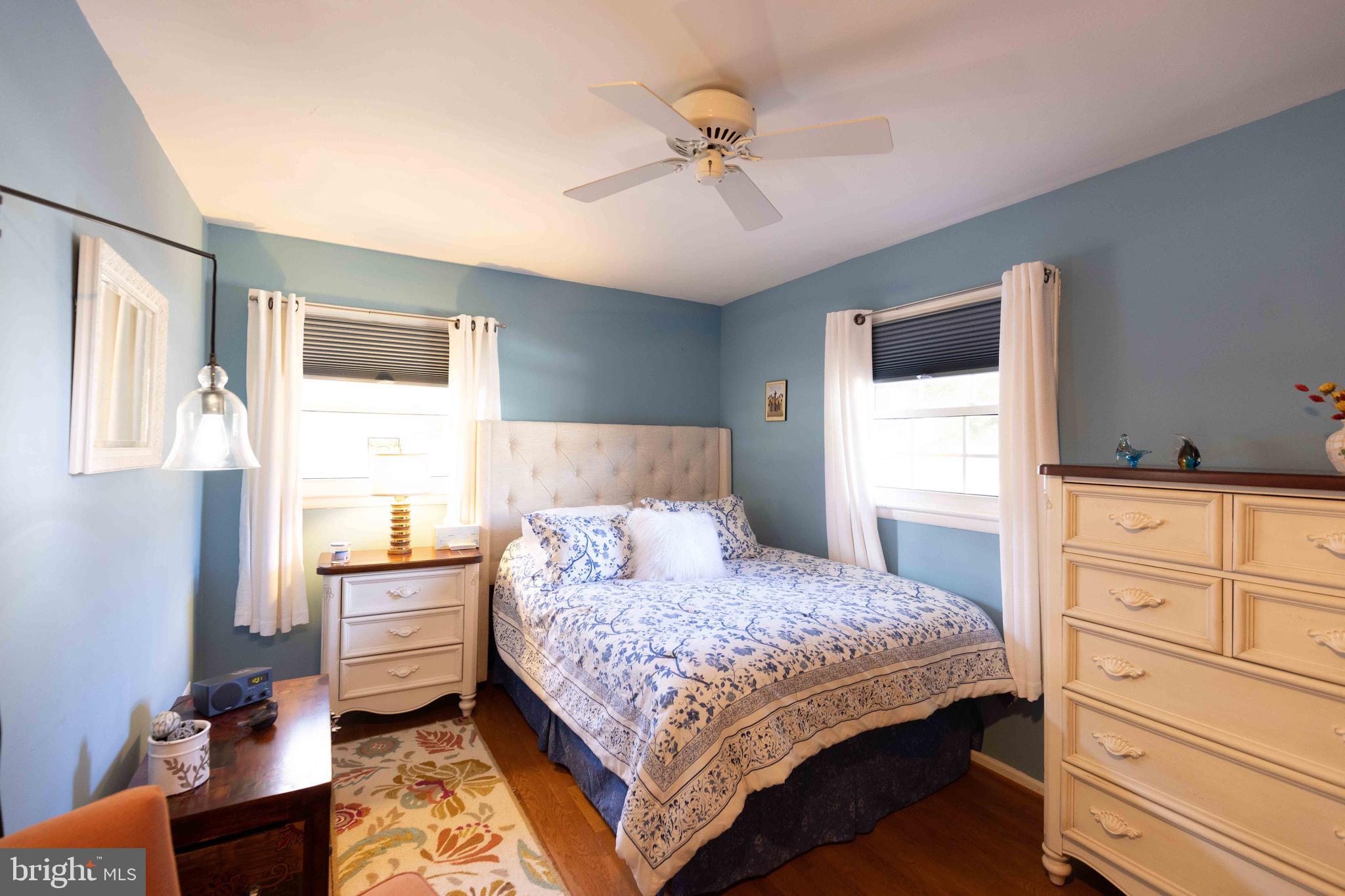 612 Kingsley Road Southwest Vienna, VA 22180 - Photo 13 of 47 Bedroom