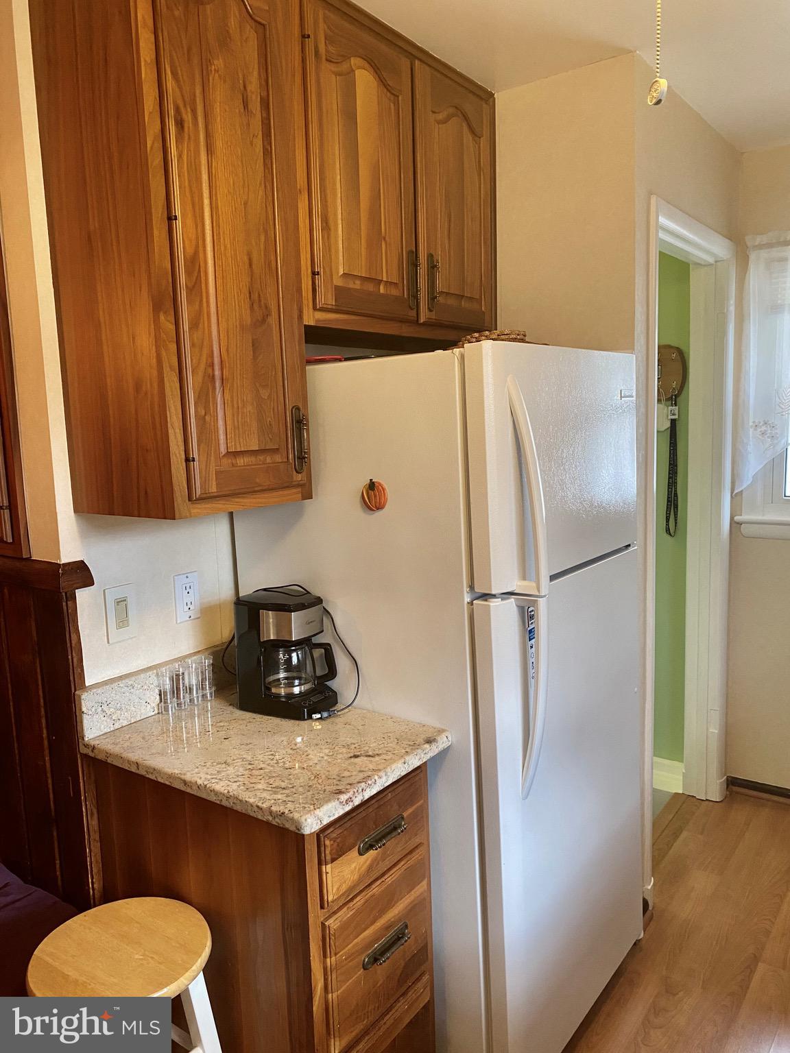 612 Kingsley Road Southwest Vienna, VA 22180 - Photo 24 of 47 Kitchen