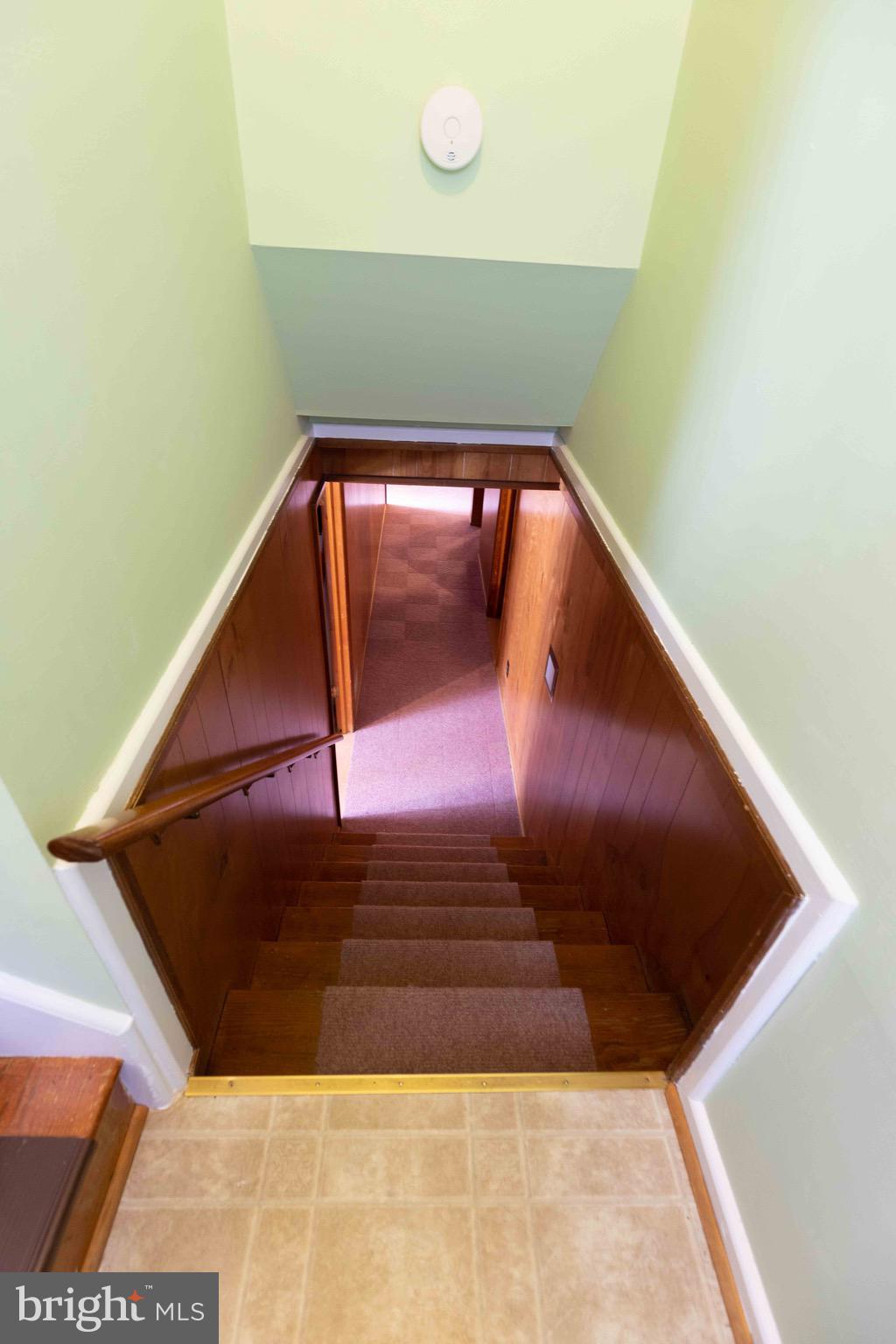 612 Kingsley Road Southwest Vienna, VA 22180 - Photo 28 of 47 Gallery Image 28