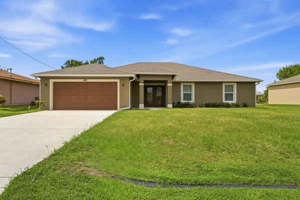 $2,900 | 1692 Southwest Alvaton Avenue, Port St. Lucie, FL 34953