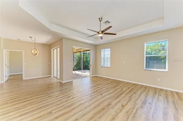 $439,900 | 350 River Enclave Court, Bradenton, FL 34212