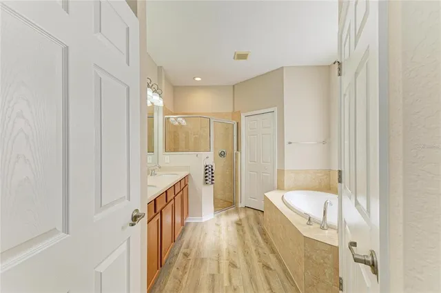 $439,900 | 350 River Enclave Court, Bradenton, FL 34212