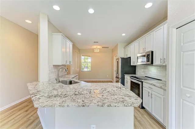 $439,900 | 350 River Enclave Court, Bradenton, FL 34212