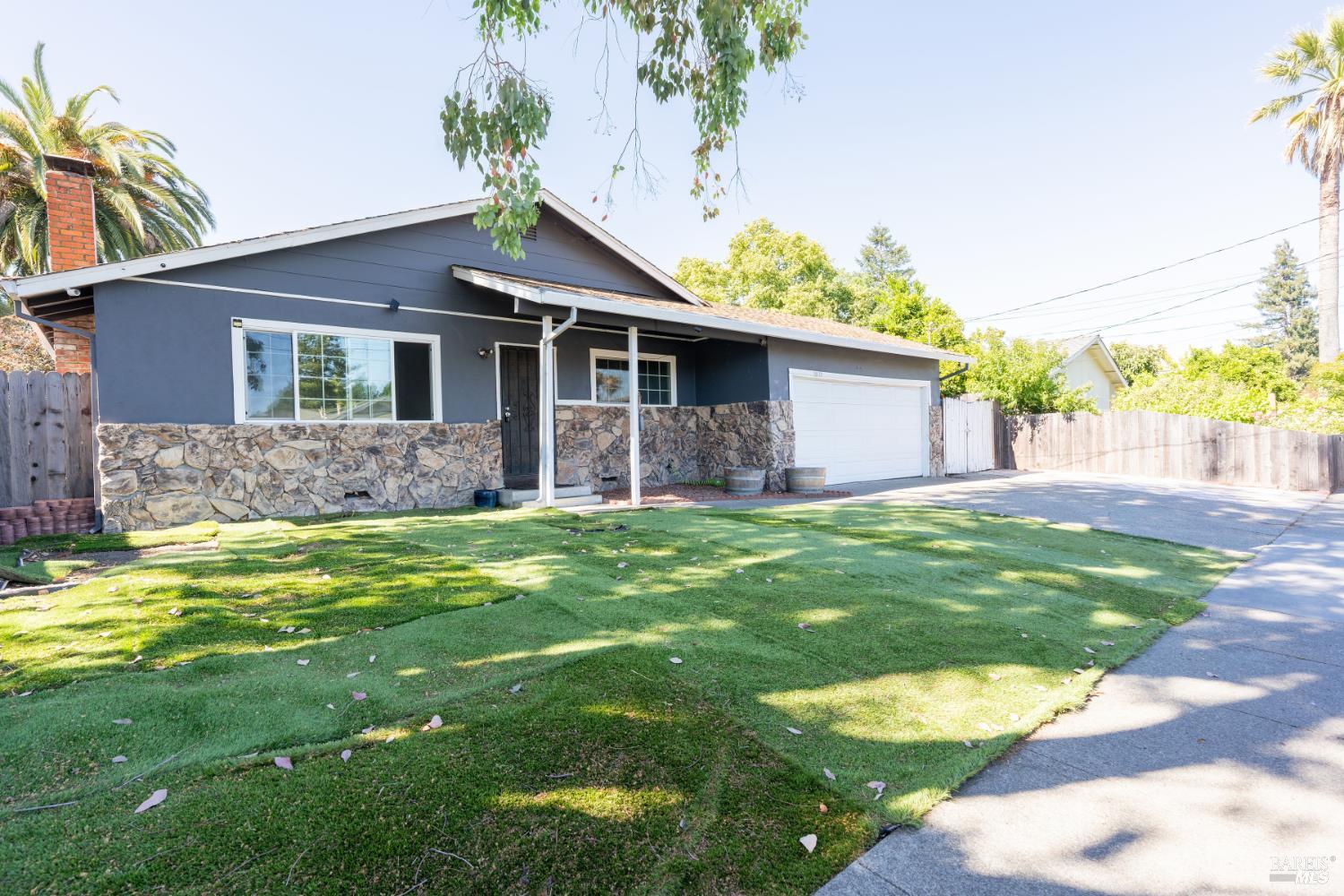 1079 Odell Lane Santa Rosa, CA 95407 - Photo 2 of 28