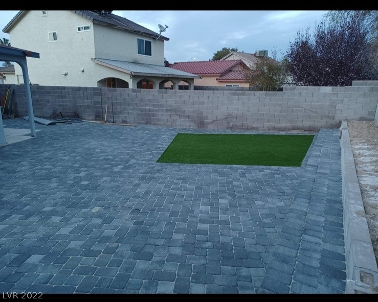 576 Jackson Drive Henderson, NV 89014 - Photo 4 of 15