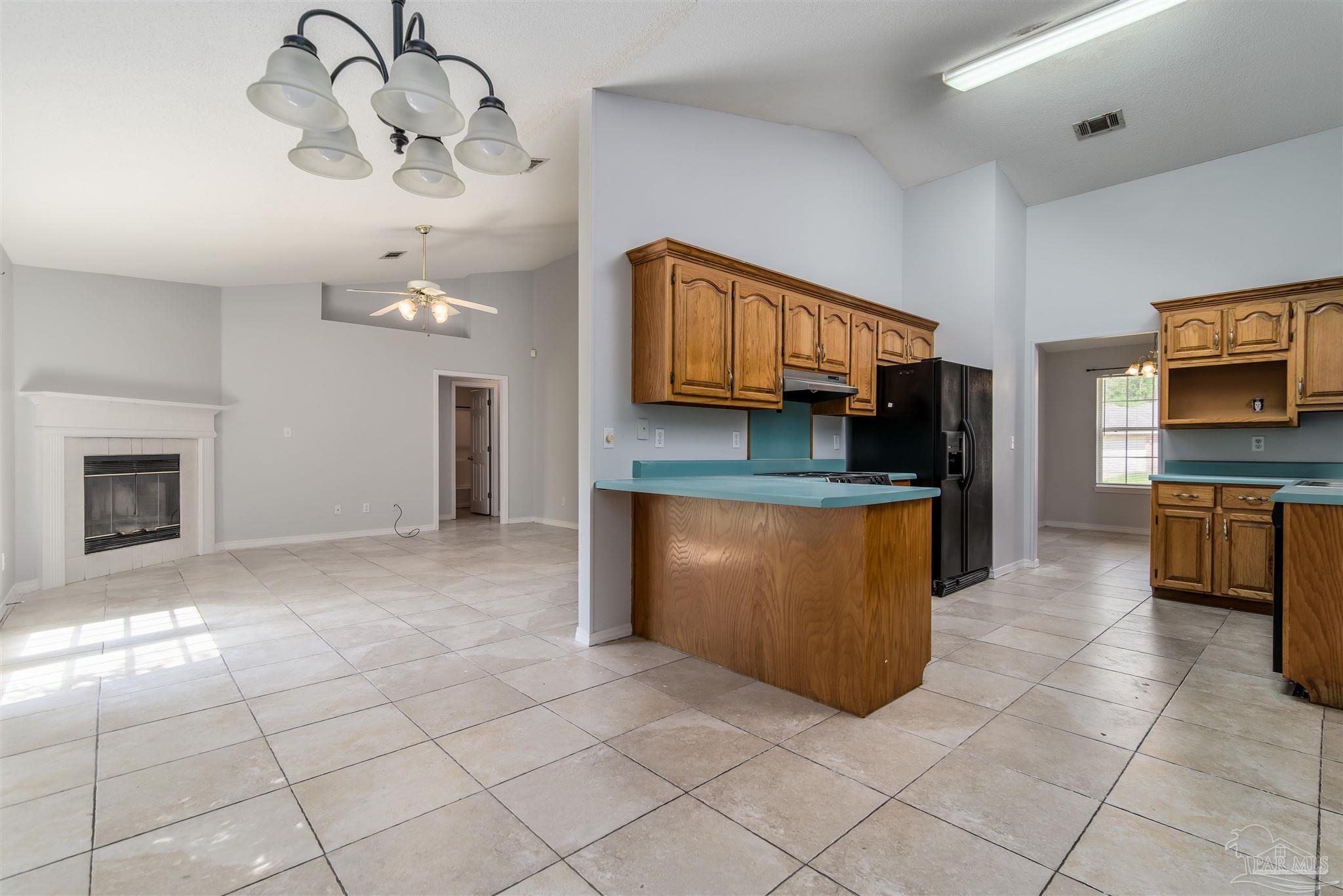 4377 Bayou Ridge Drive Pace, FL 32571 - Photo 10 of 45 Gallery Image 10