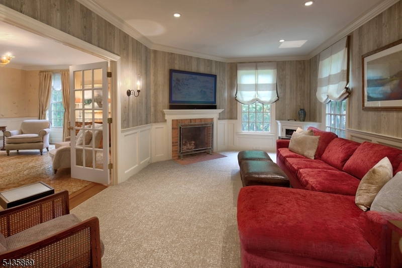 19 Cliffside Way Boonton, NJ 07005 - Photo 6 of 50
