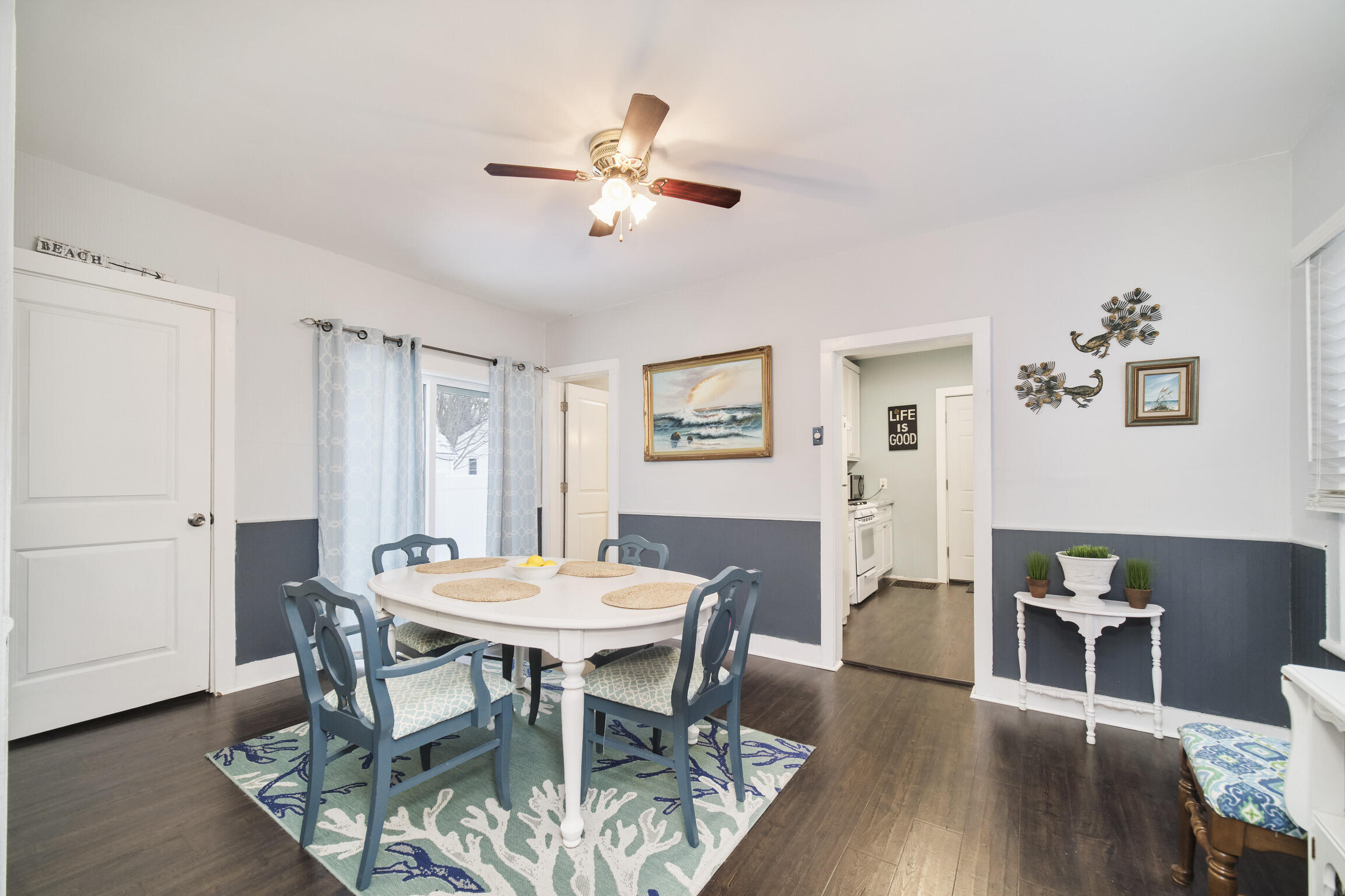 447 2nd Street Manistee, MI 49660 - Photo 14 of 59 445 Dining Room