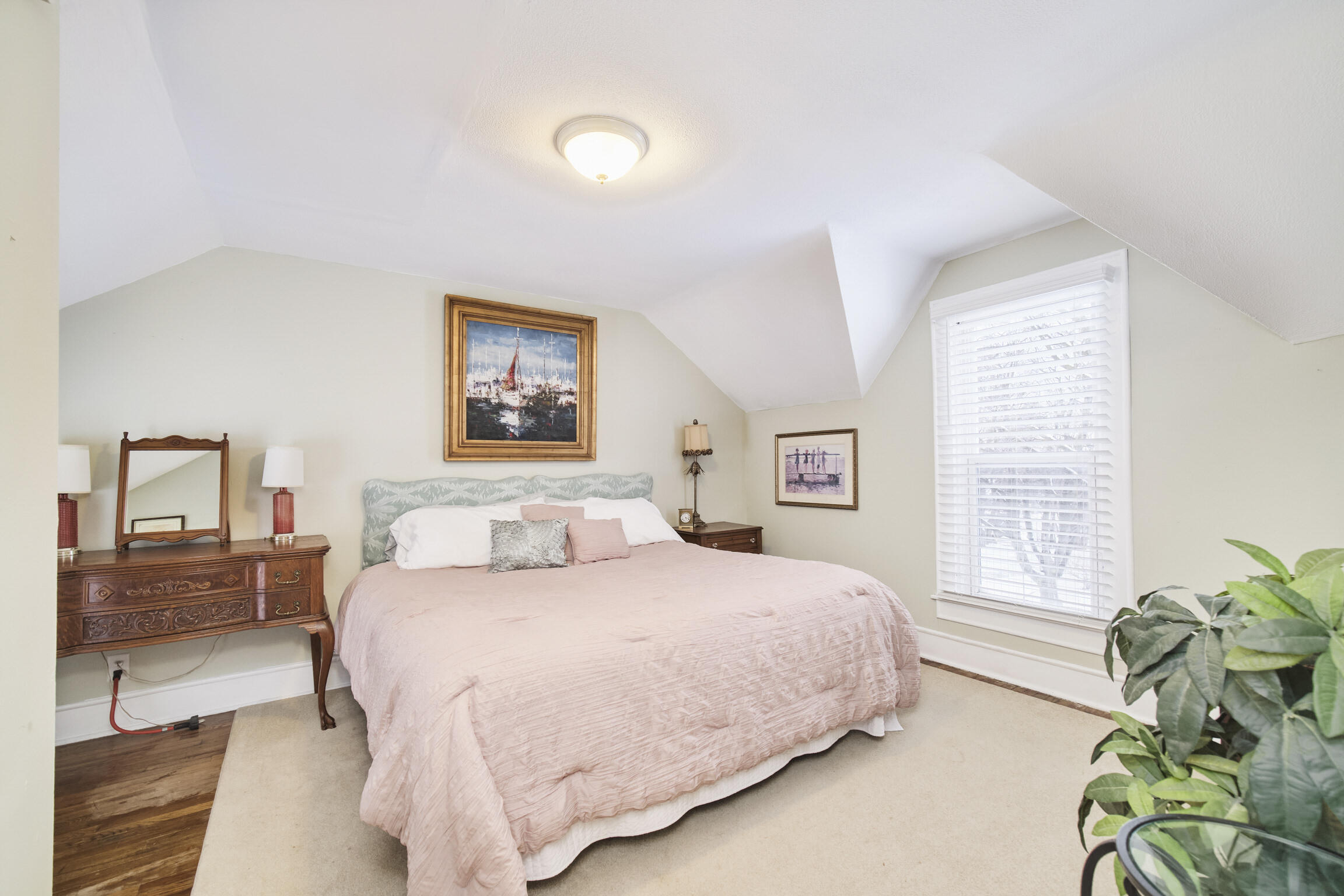 447 2nd Street Manistee, MI 49660 - Photo 27 of 59 445 Upper Bedroom 3