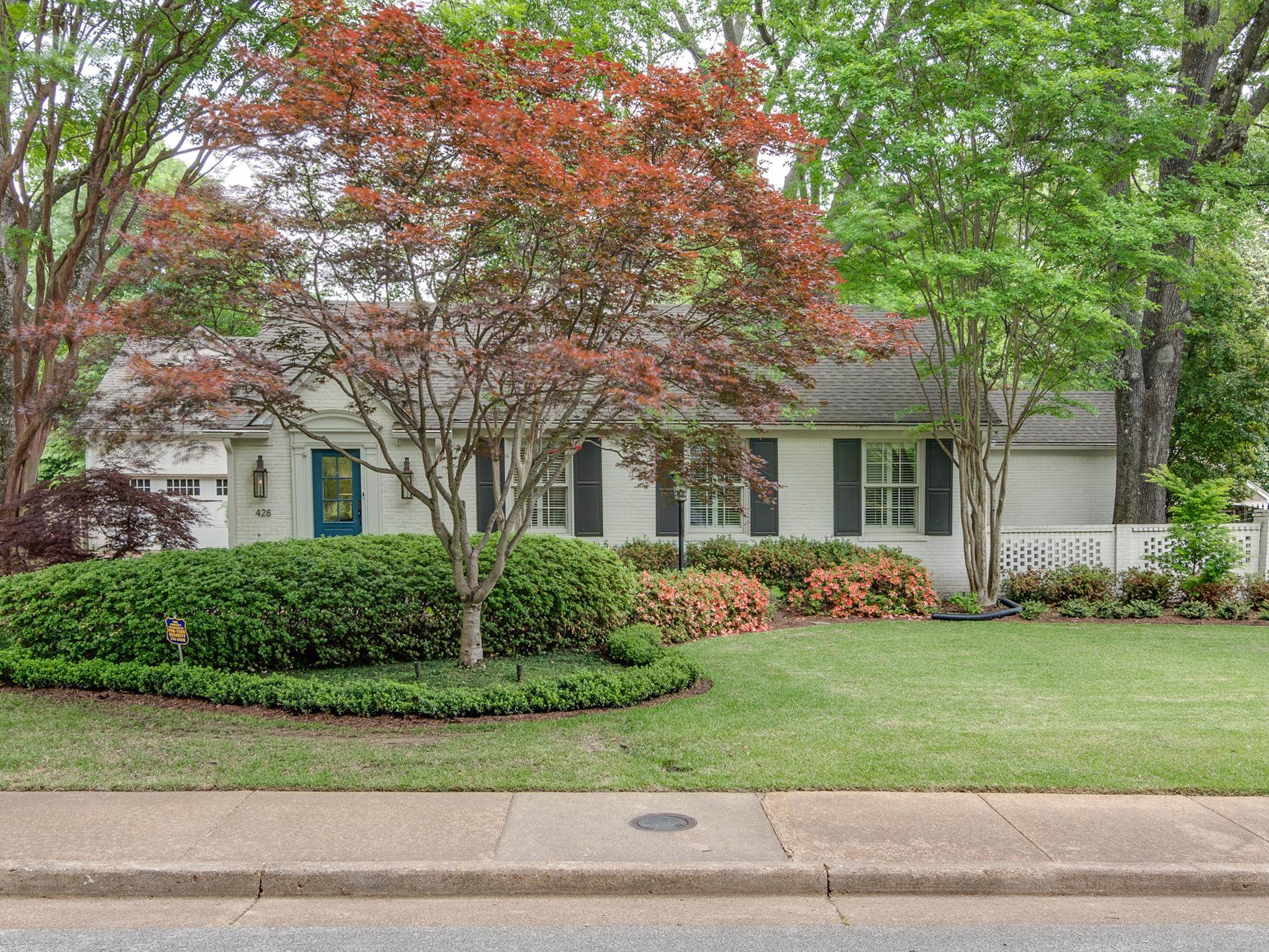 428 Greenfield Road Memphis, TN 38117 - Photo 1 of 25 Gallery Image 1