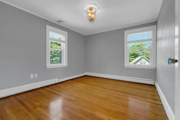 $4,850 | 184 William Street, Unit 1, Stoneham, MA 02180