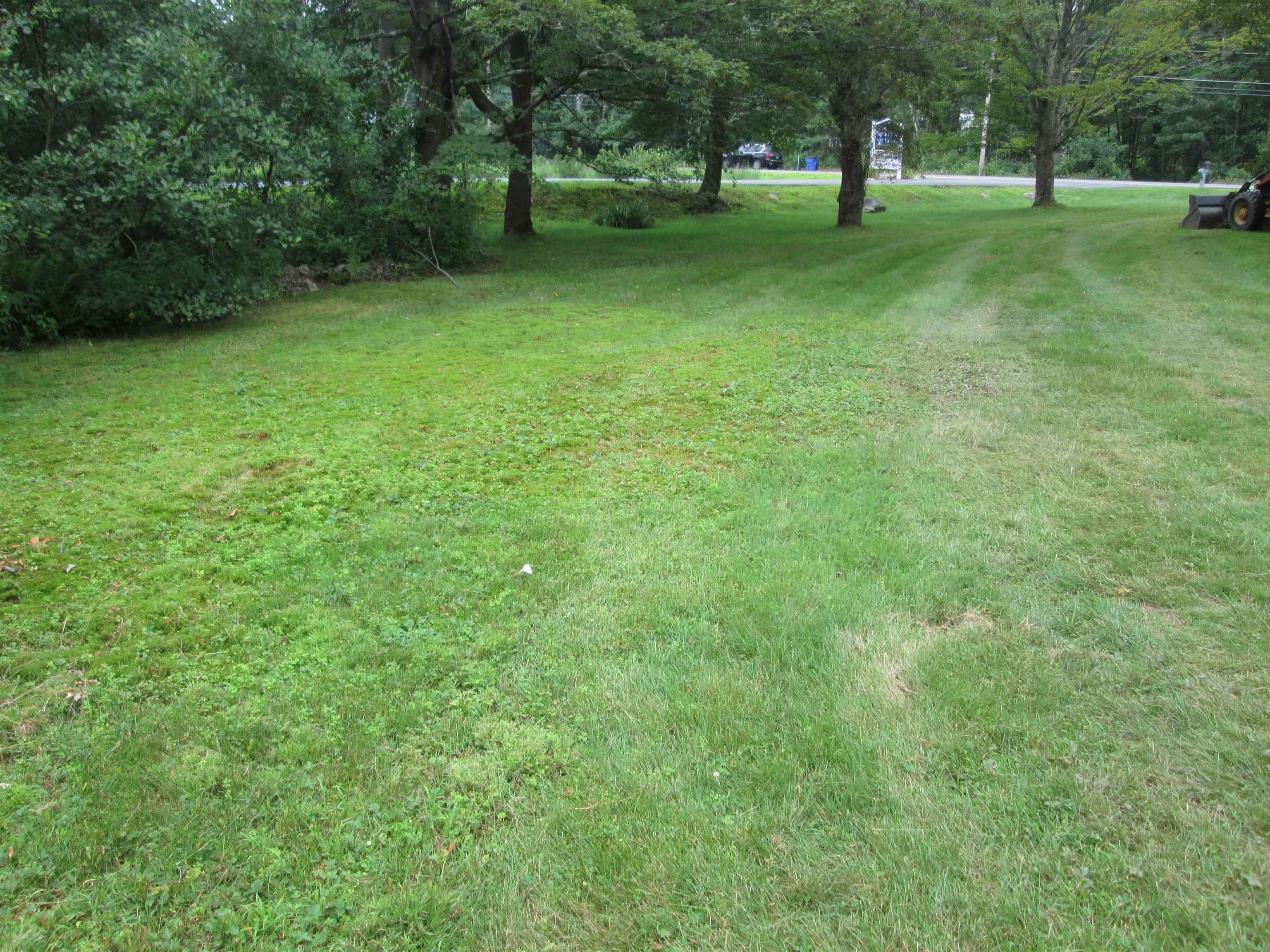 370 Mammoth Road Londonderry, NH 03053 - Photo 6 of 37 Gallery Image 6
