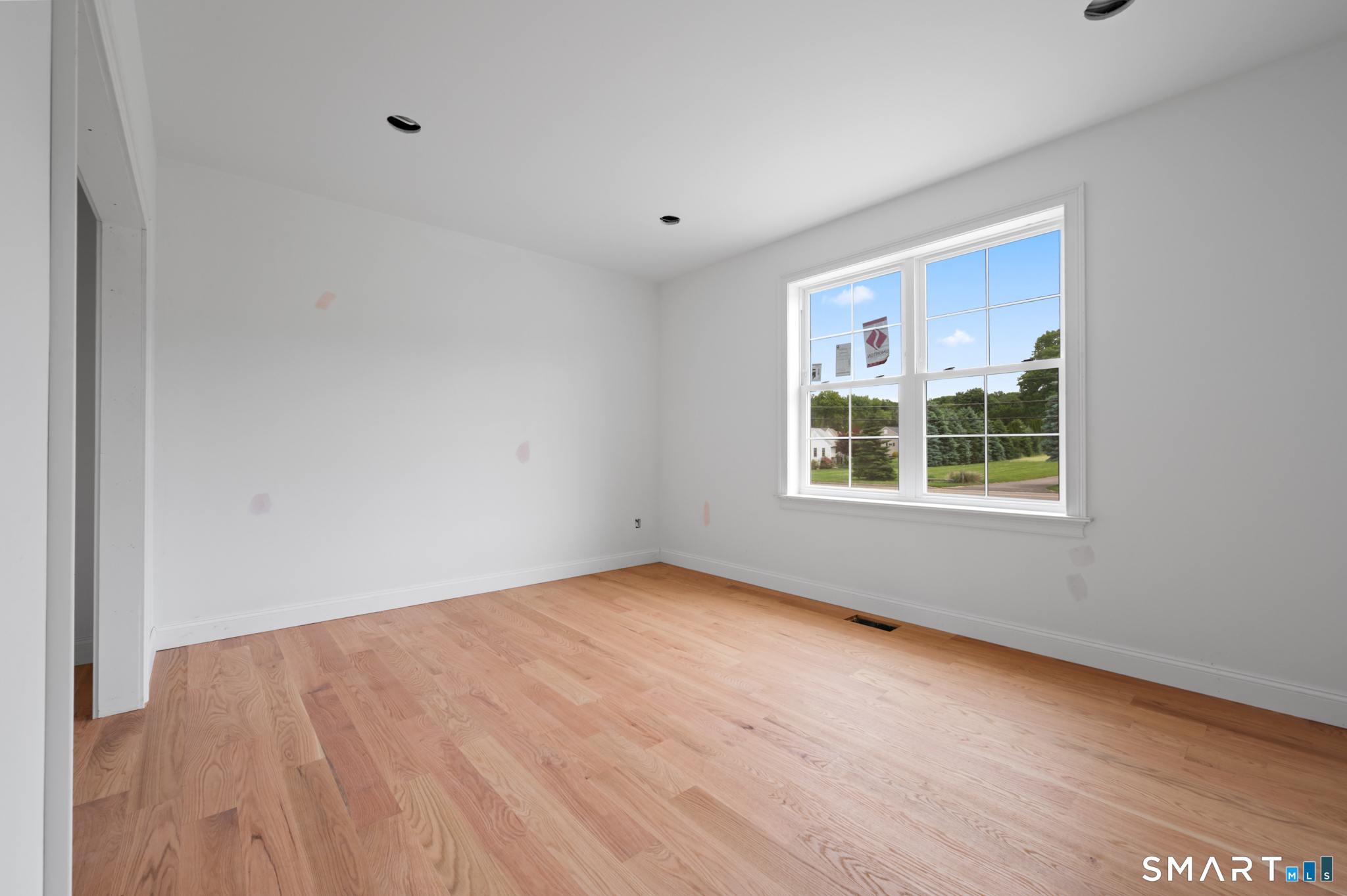 290 Gardner Street Manchester, CT 06040 - Photo 26 of 40