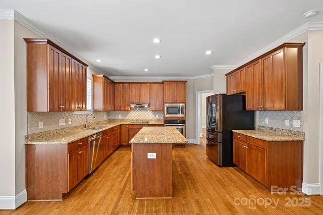 $675,000 | 123 Hedgewood Drive, Mooresville, NC 28115